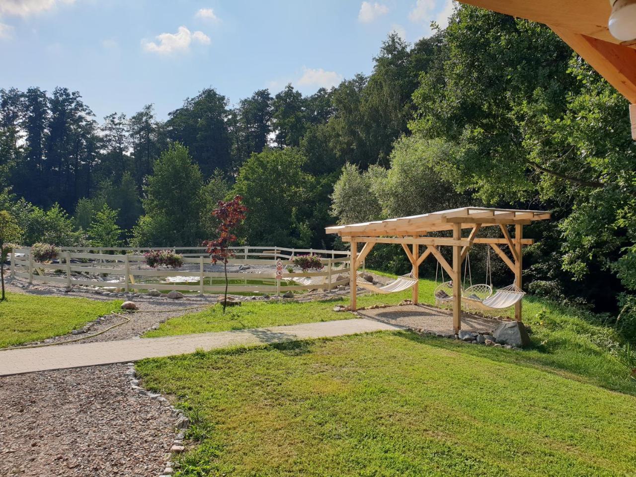 Hotel Hubertus Wola Rzedzinska Exterior foto